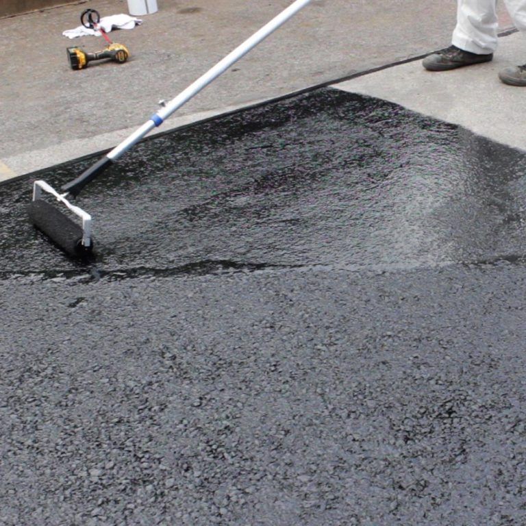 Rizistal Epoxy Anti Slip Asphalt and Tarmac Drive Paint