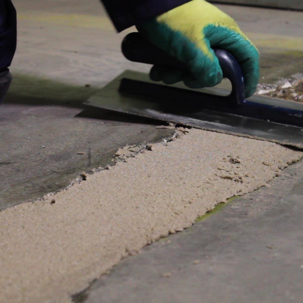 Rizistal Epoxy Concrete Repair Mortar | Fast Cure 10 Colours