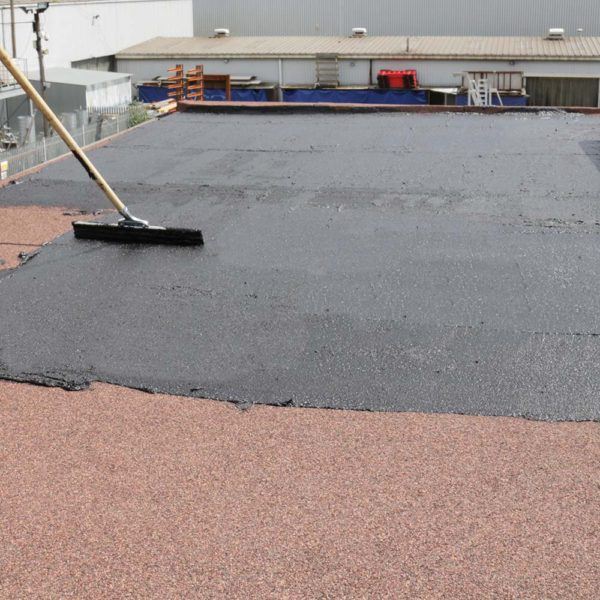 Roof-Repair-High-Build-Bitumen-Resin-Coating-g